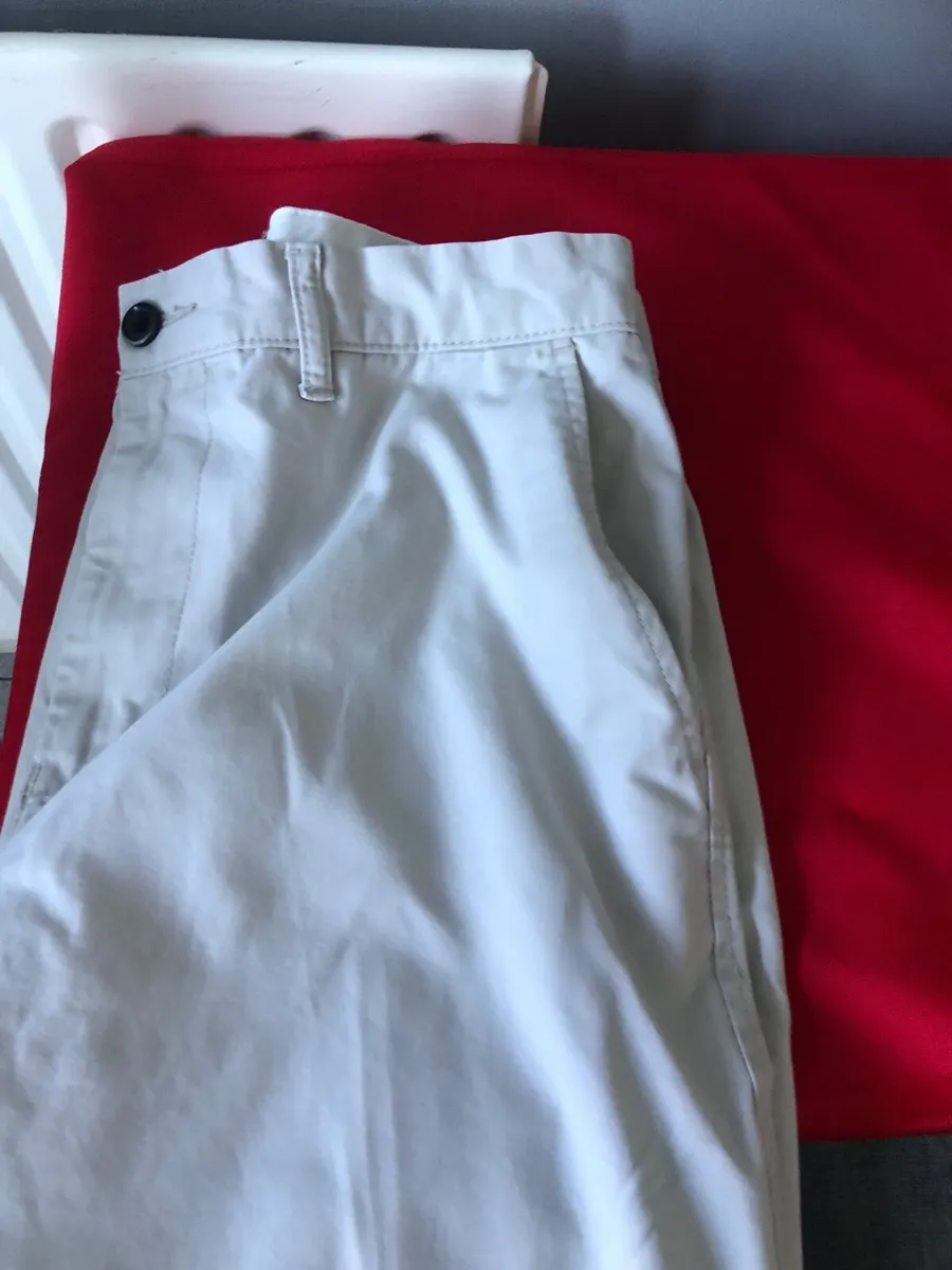 Mens M&S trousers W34” €10 - Image 2