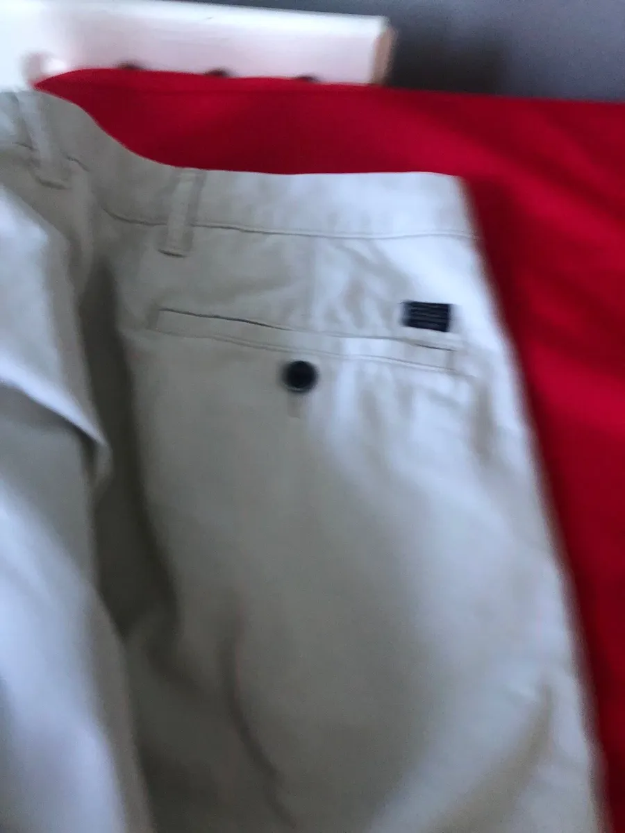 Mens M&S trousers W34” €10 - Image 3