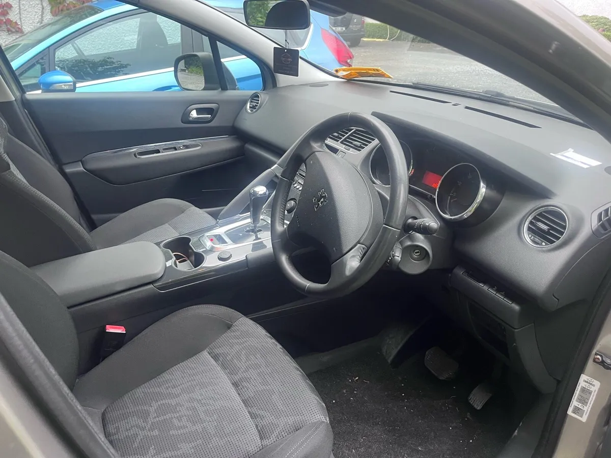 Peugeot 3008 automatic - Image 4