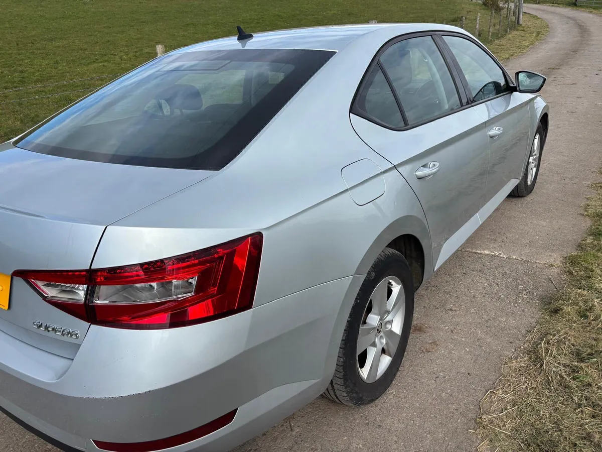 ‘16 Skoda Superb Tdi Cr S (LOW NOX) - Image 4