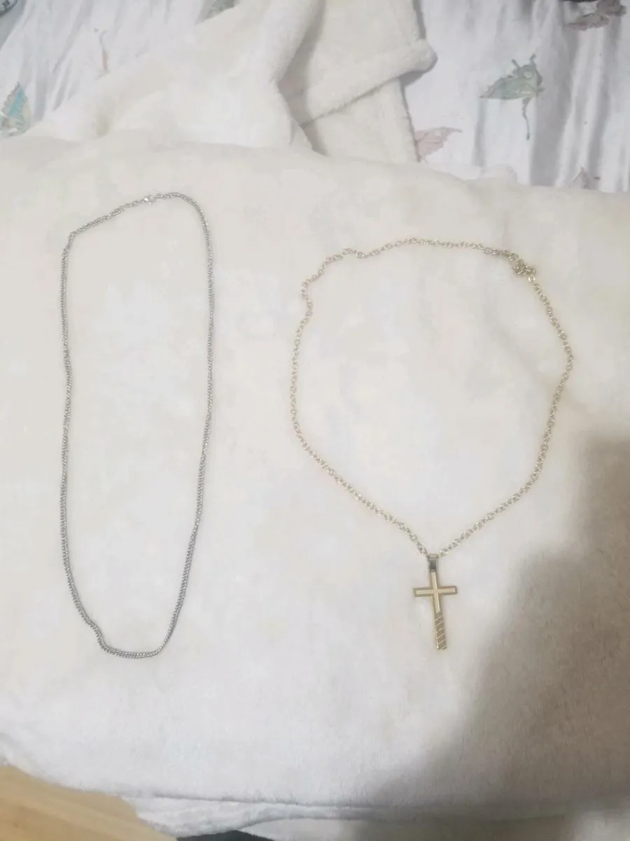 Silver mens chain and gold chain and cross - Image 4