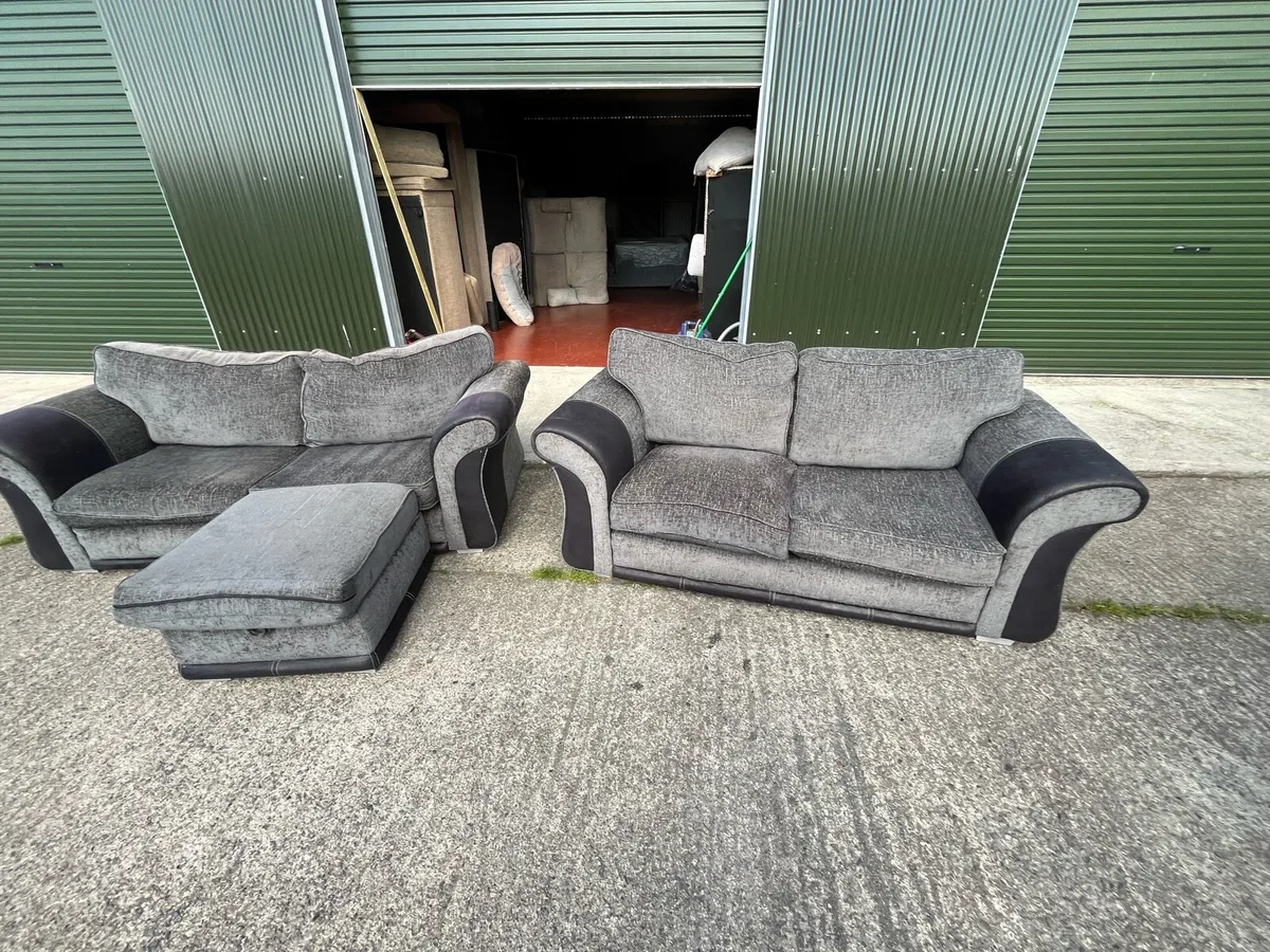 Grey/black 3+2 sofa set - Image 4