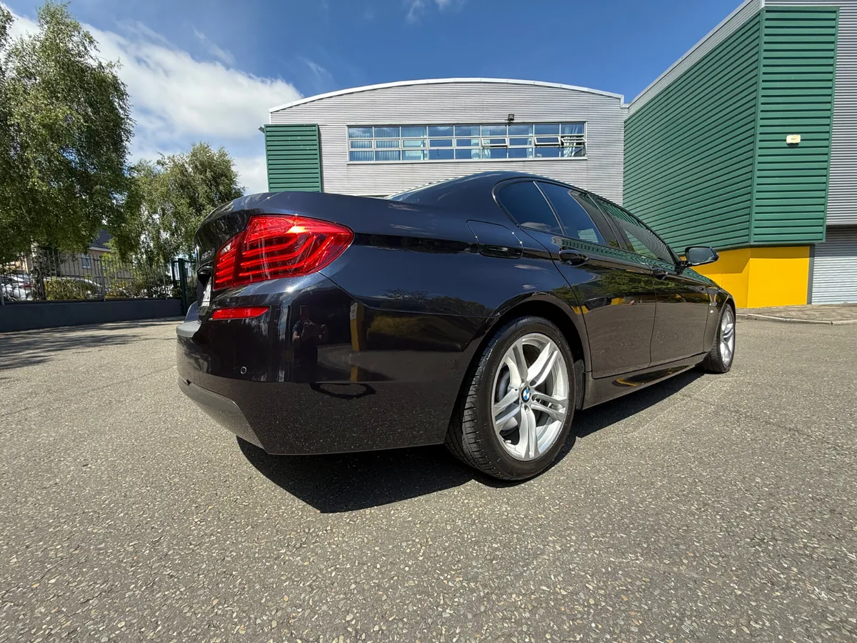 BMW 5-Series 2016 - Image 4