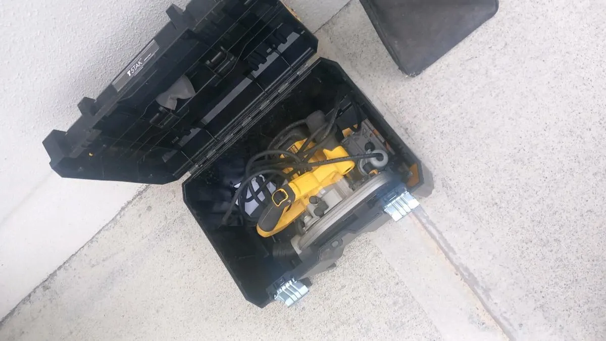 110v Dewalt Plunge Saw - Image 3