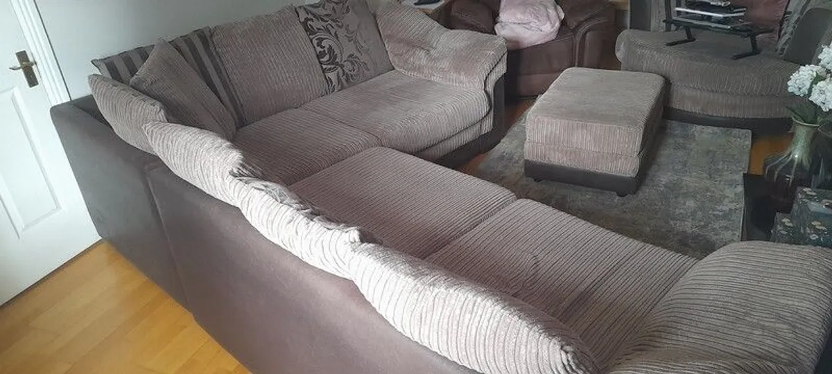 Furniture   Forsale Separately Or Altogether - Image 4