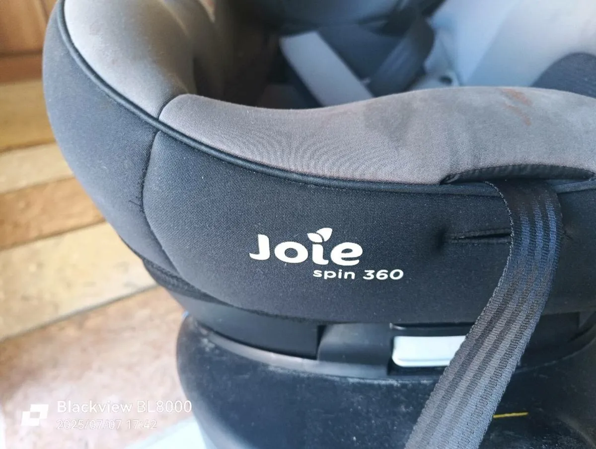 Joei 360  baby car seat - Image 2