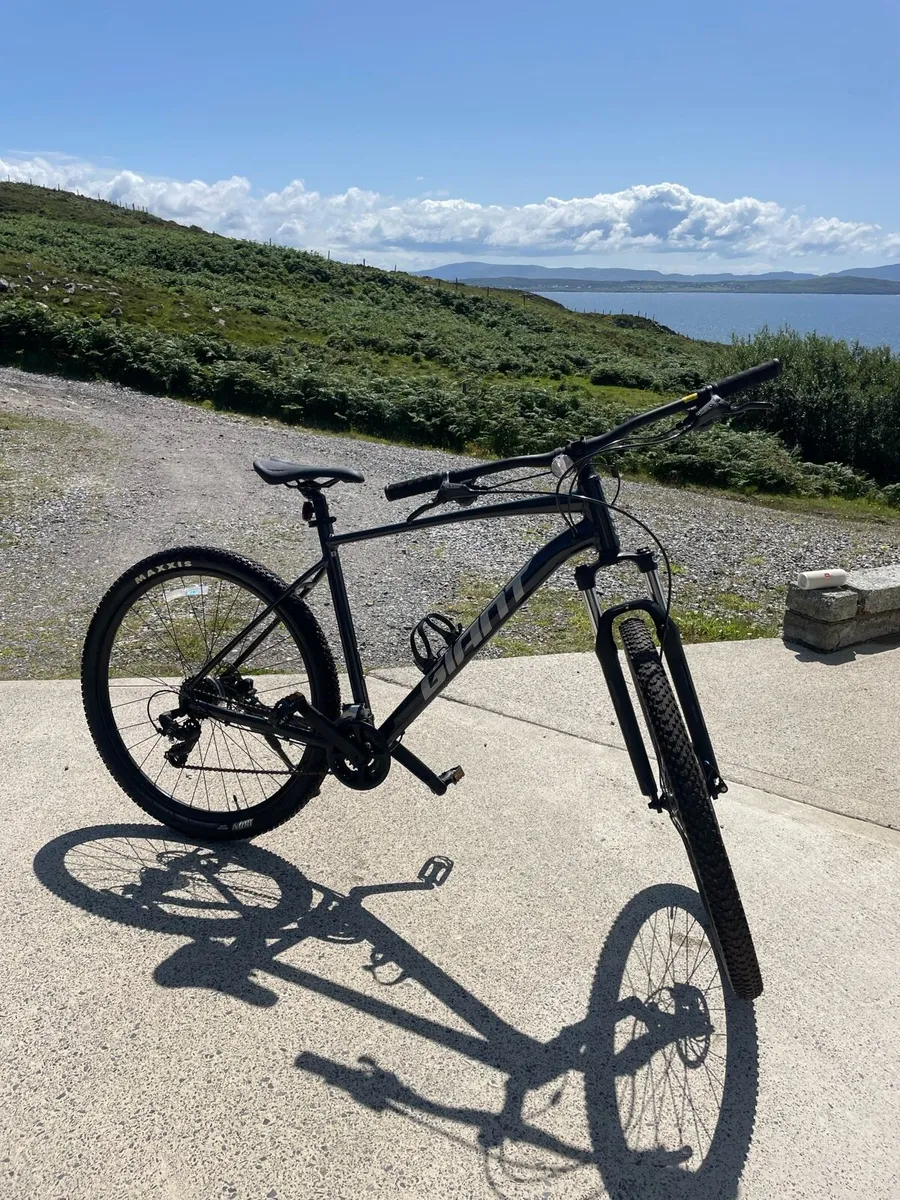 Giant Talon 3 Bike - Image 1