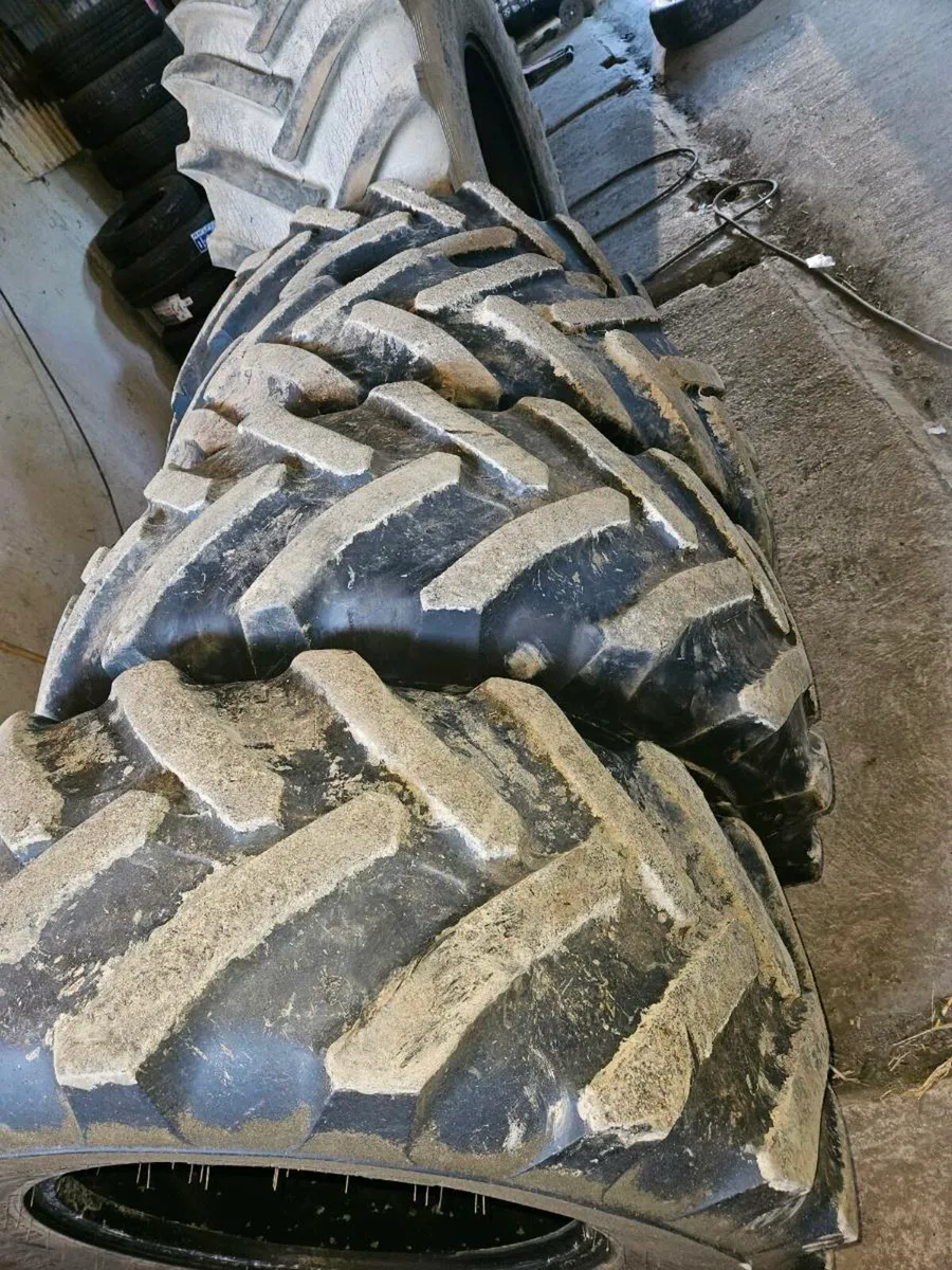Tyres 460 70 24 - Image 3