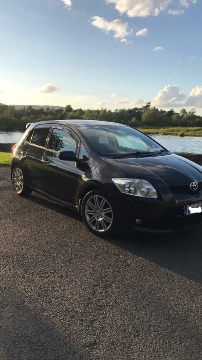 Toyota Auris SrR - Image 1