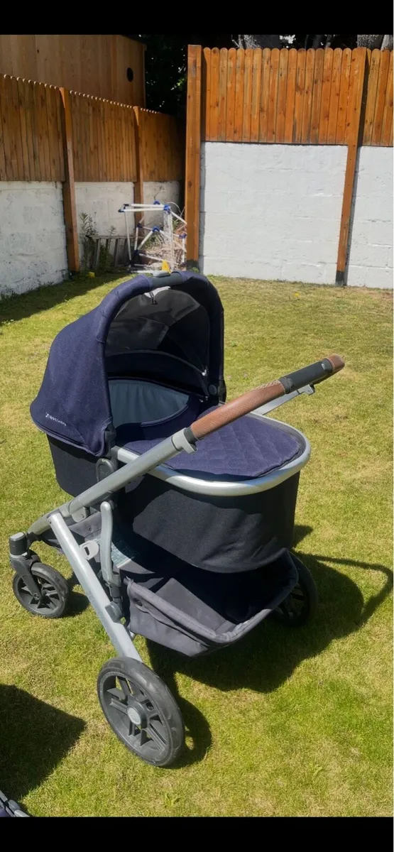 Uppababy Vista travel system