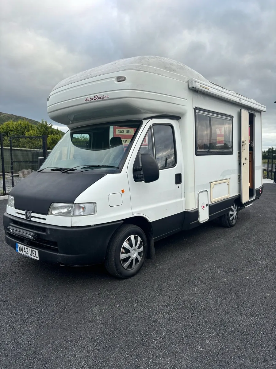 Peugeot boxer 2.8 Auto Sleeper 5 berth - Image 1