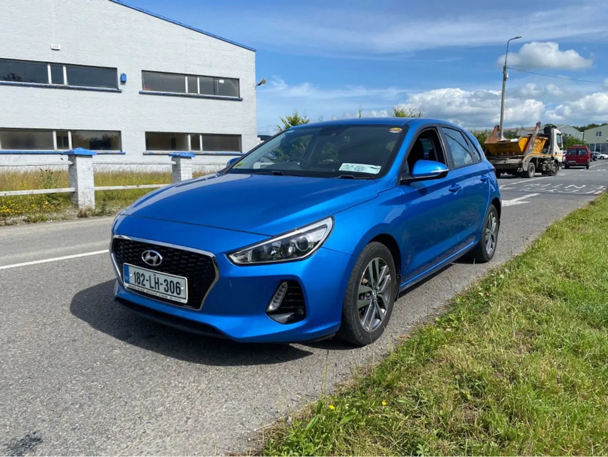 Hyundai i30 I 30 Deluxe 5DR - Image 2