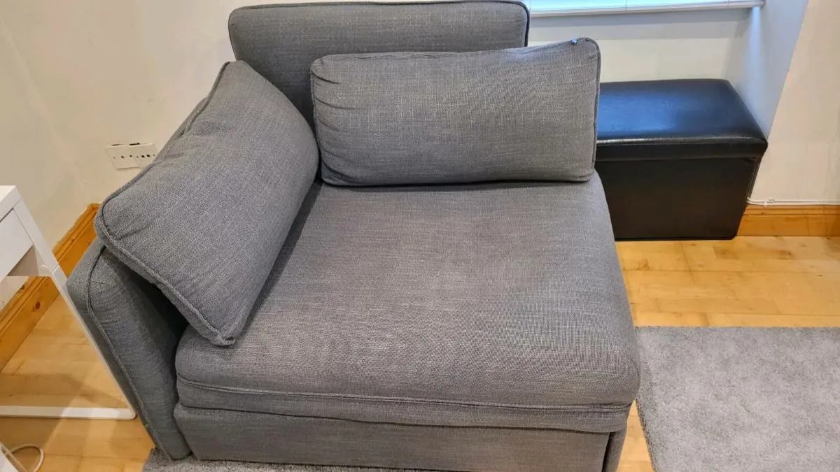 1 Seat Sofa bed - Image 3