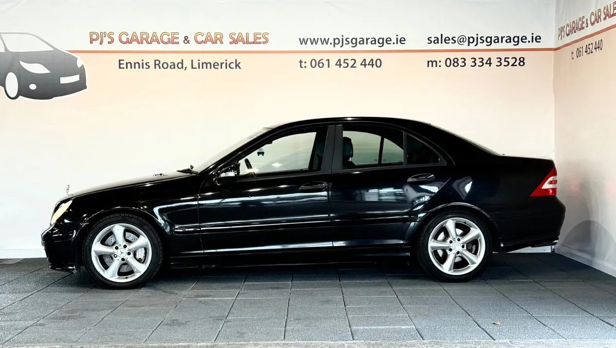 Mercedes-Benz C-Class 2006 - Image 3