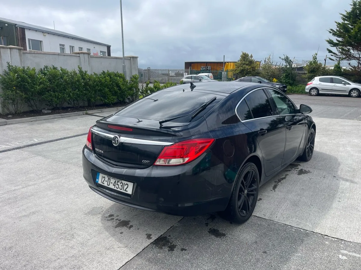 Vauxhall Insignia 2012  2.0L diesel - Image 3