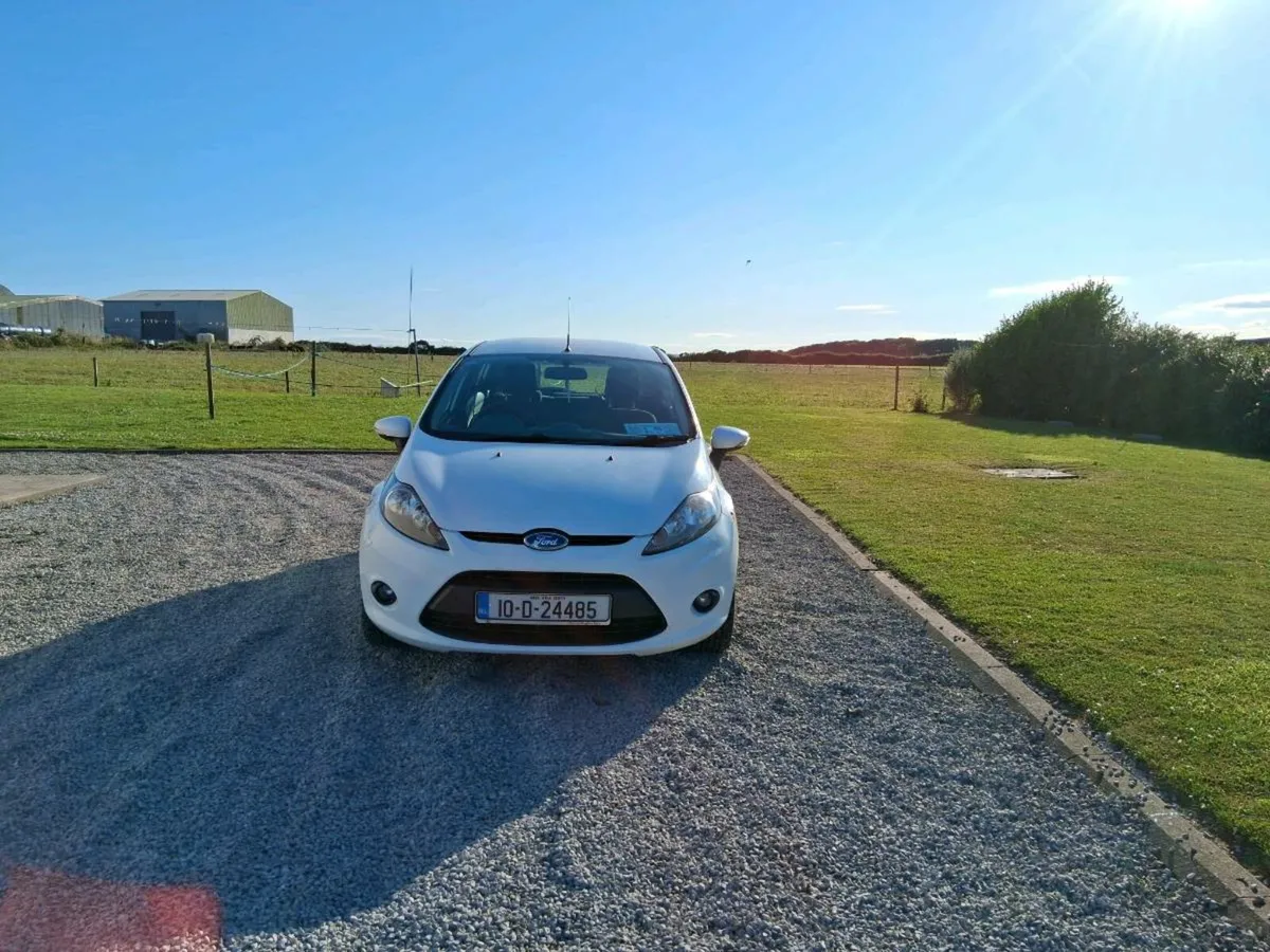 Ford fiesta - Image 2