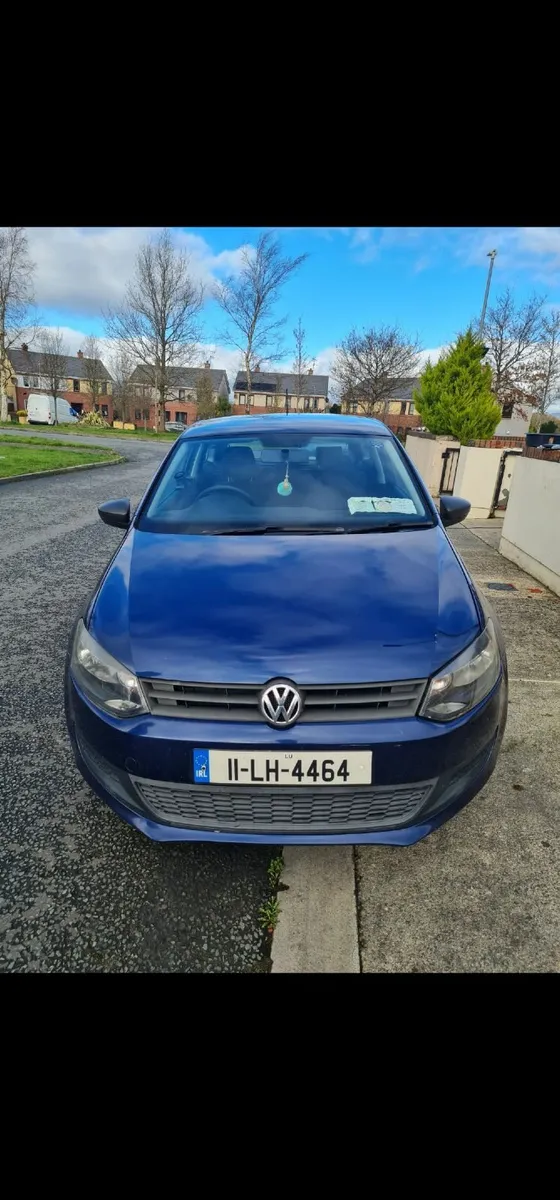 Volkswagen Polo 2011 - Image 2