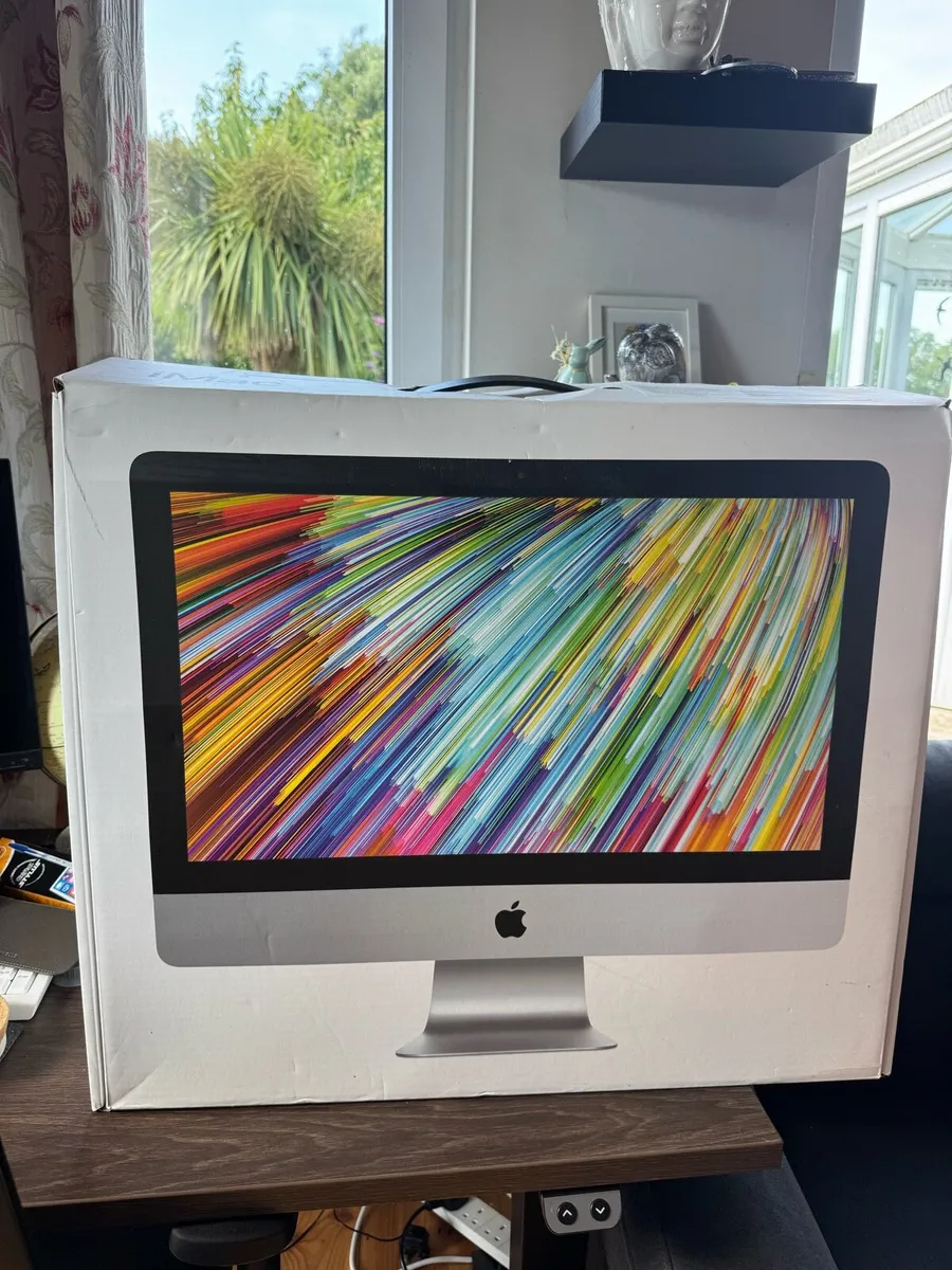 iMac (Retina 4K, 21.5Inch, 2019) - Image 1