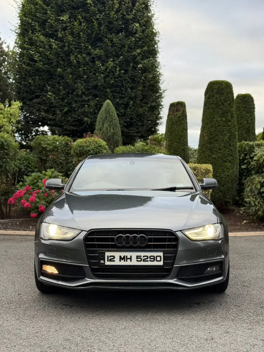 Audi A4 2012 - Image 2