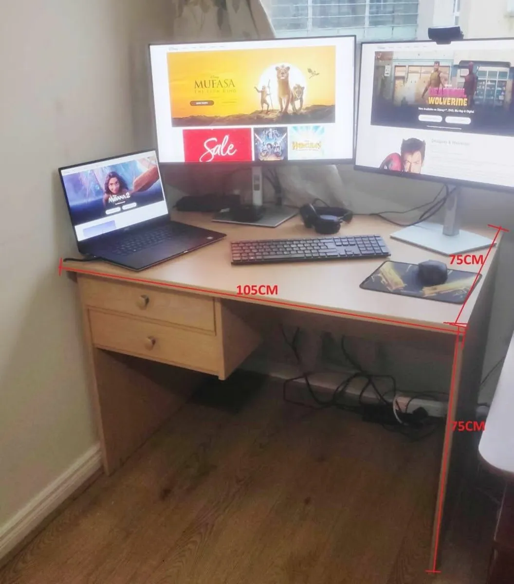 Strong Wooden Desk in Excellent Condition - Image 3