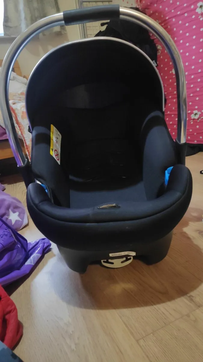 FREE Baby Car Seat - Image 3