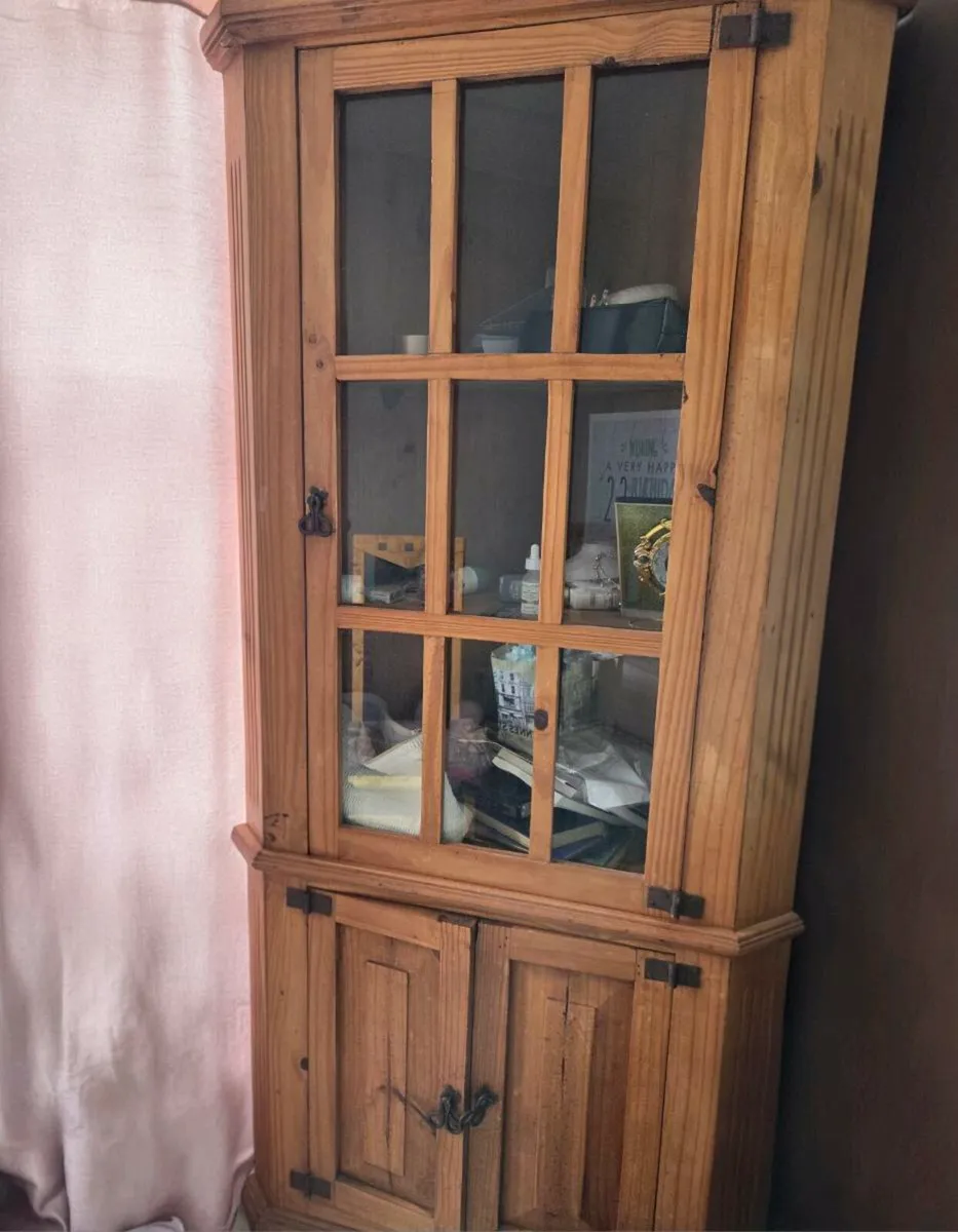 Wooden showcase