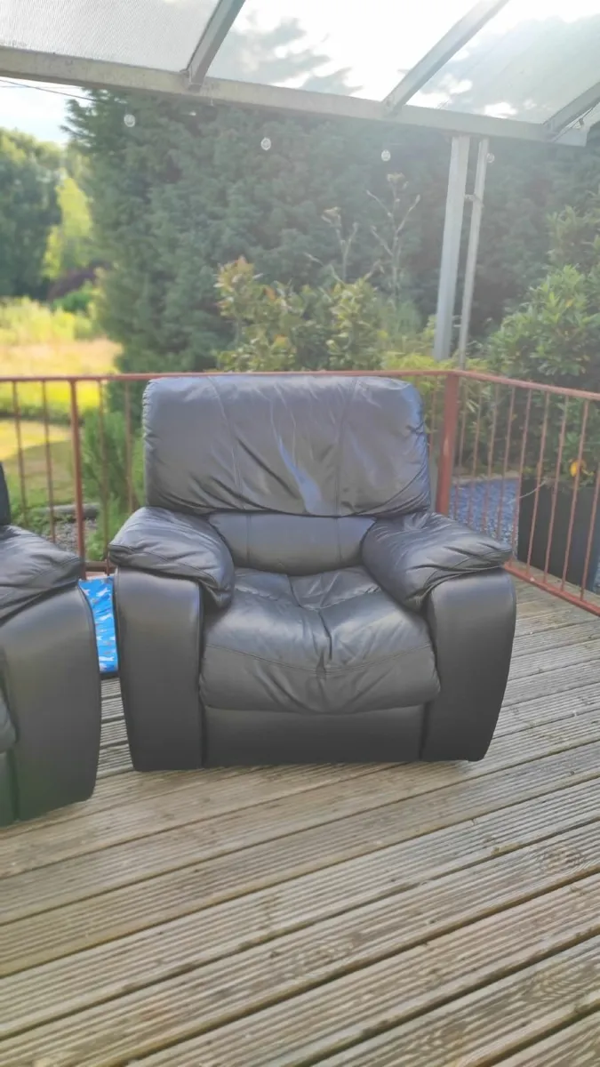 Black Leather Arm Chairs x 2 - Image 2