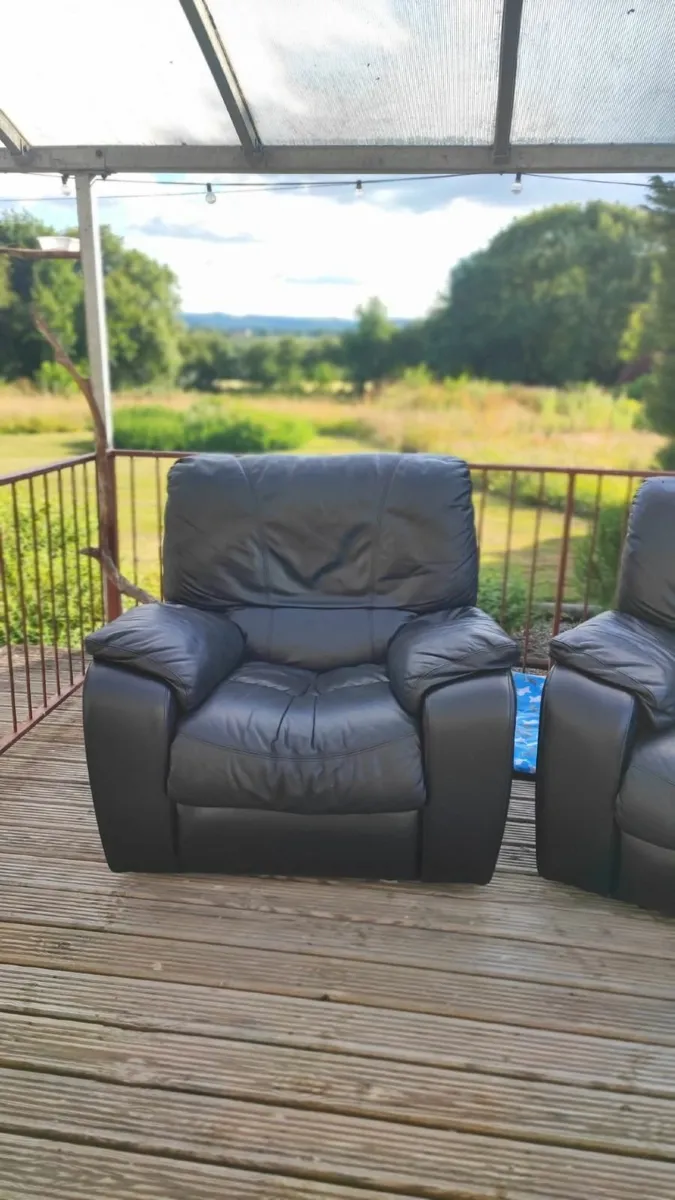 Black Leather Arm Chairs x 2 - Image 3