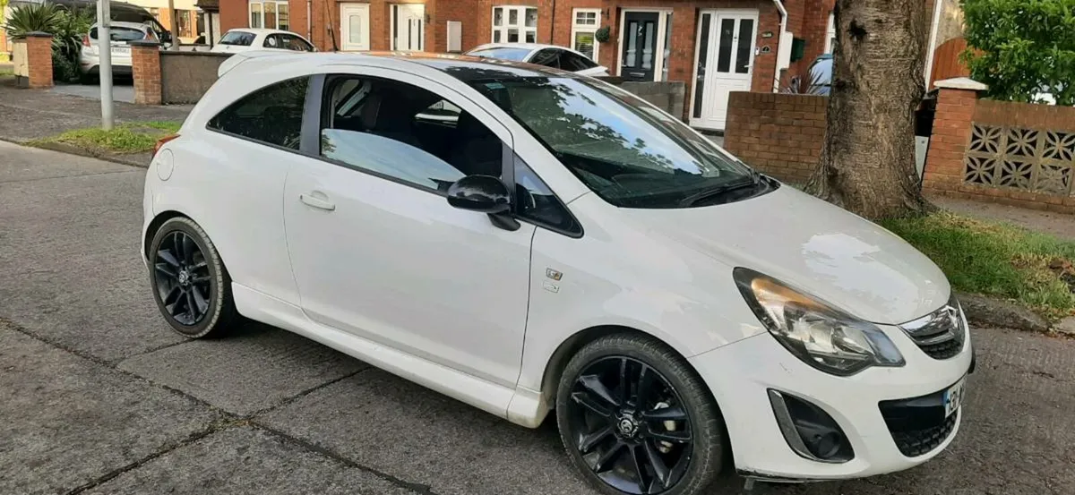 Low mileage opel corsa limited edition - Image 2