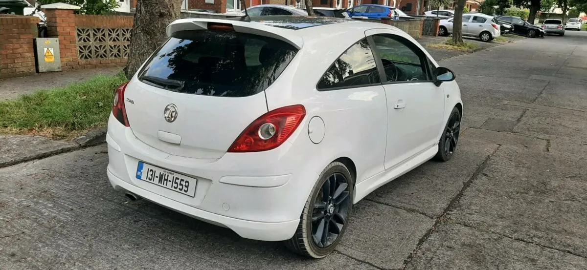 Low mileage opel corsa limited edition - Image 4