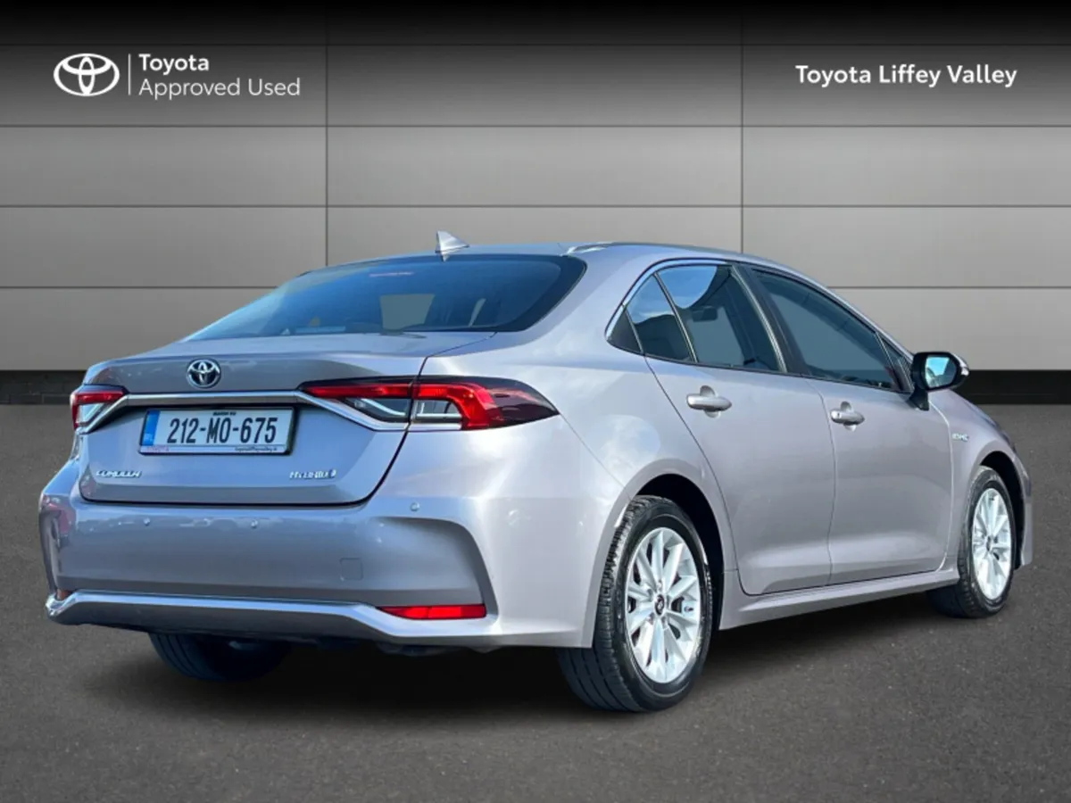 Toyota Corolla COROLLA HYB LUNA SALOON - Image 2