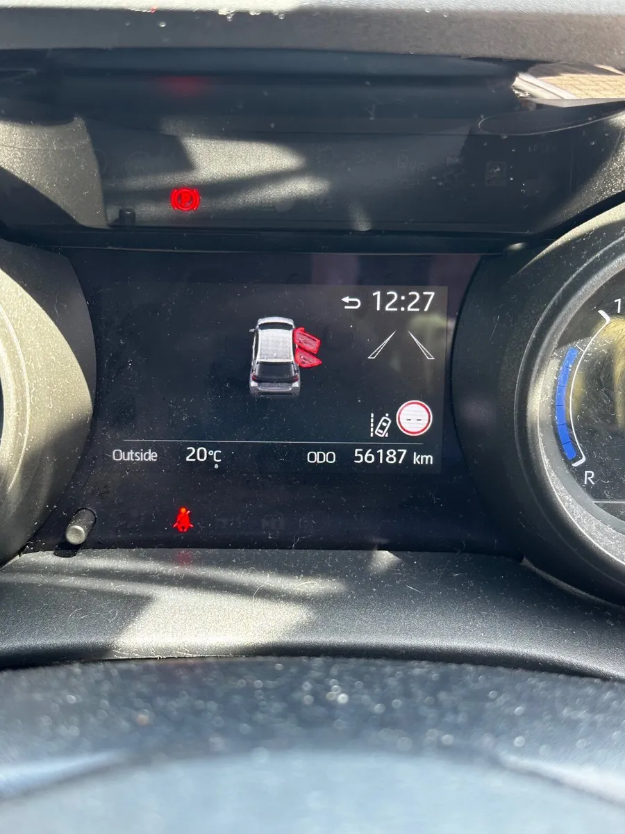 Toyota Yaris 2020 - Image 2