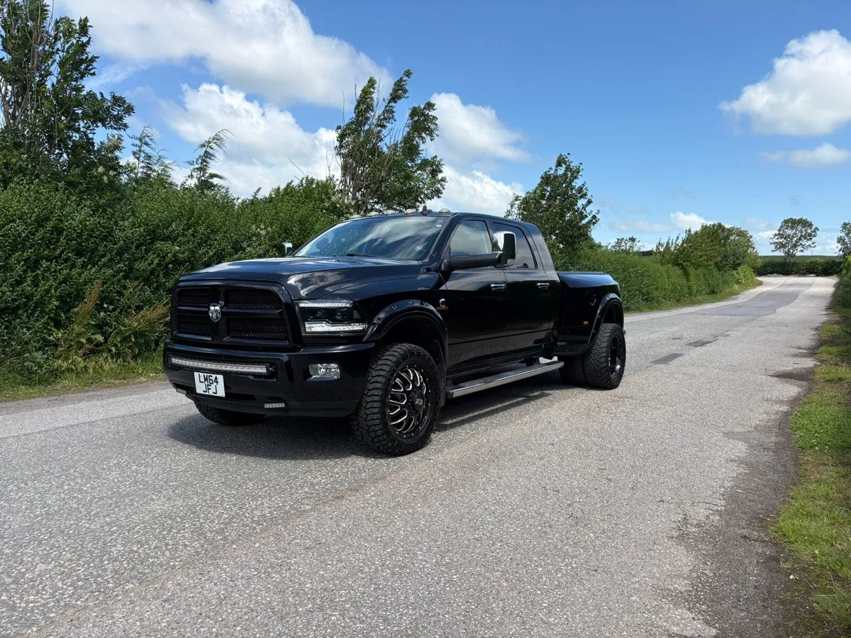 Dodge Ram 3500 Mega Cab Dually - Image 2