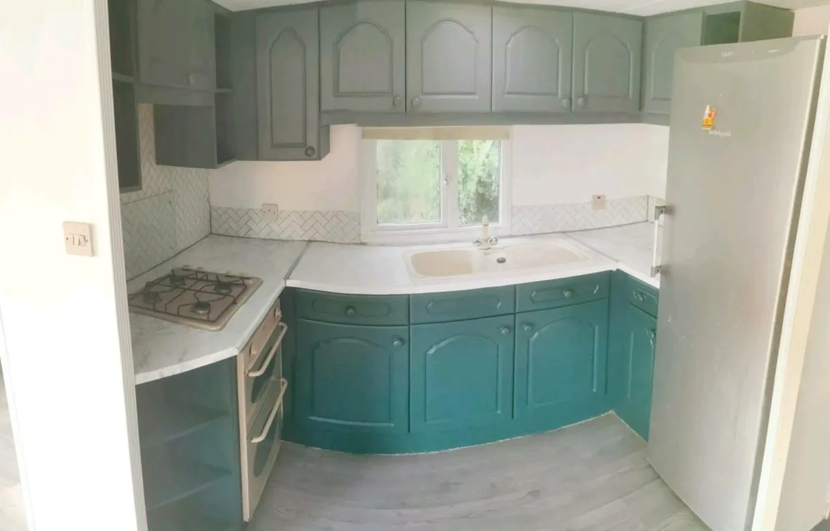 Mobile Home - Image 2