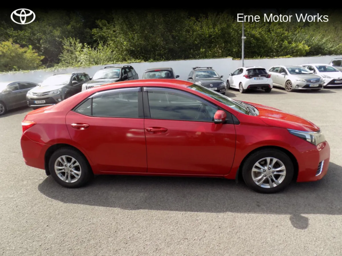 Toyota Corolla 1.4 D-4D TERRA 4DR - Image 3