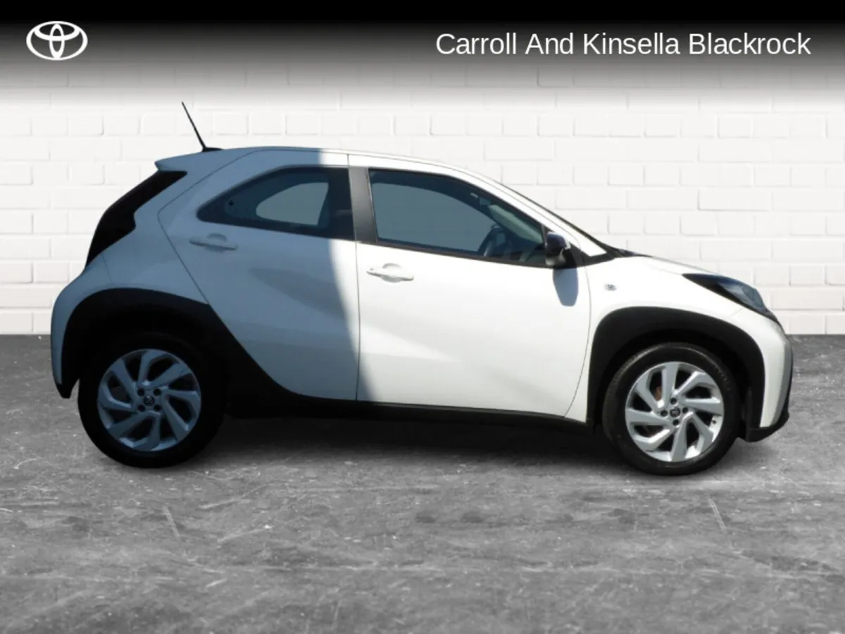 Toyota Aygo X Pulse - Image 3