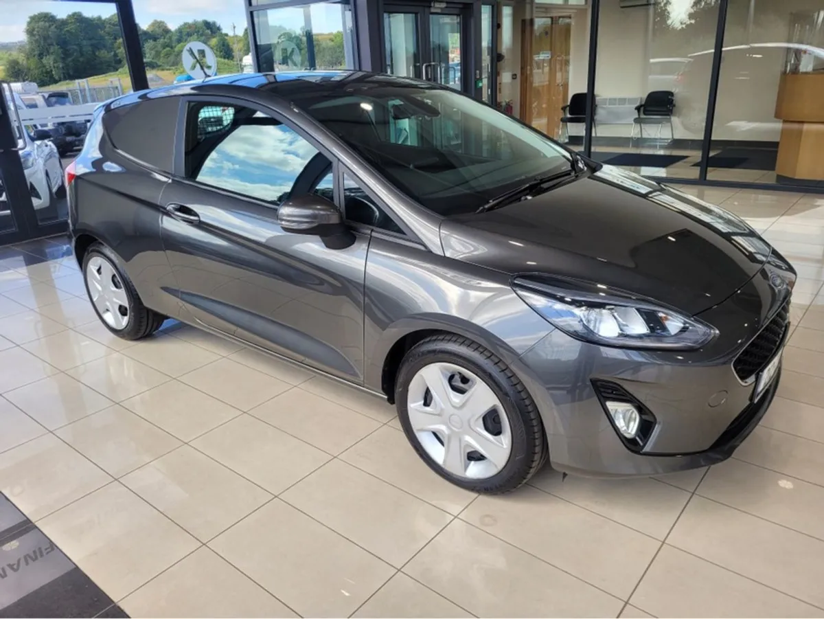 Ford Fiesta Trend 1.0t 125 Mhev M5 FWD 2DR - Image 2