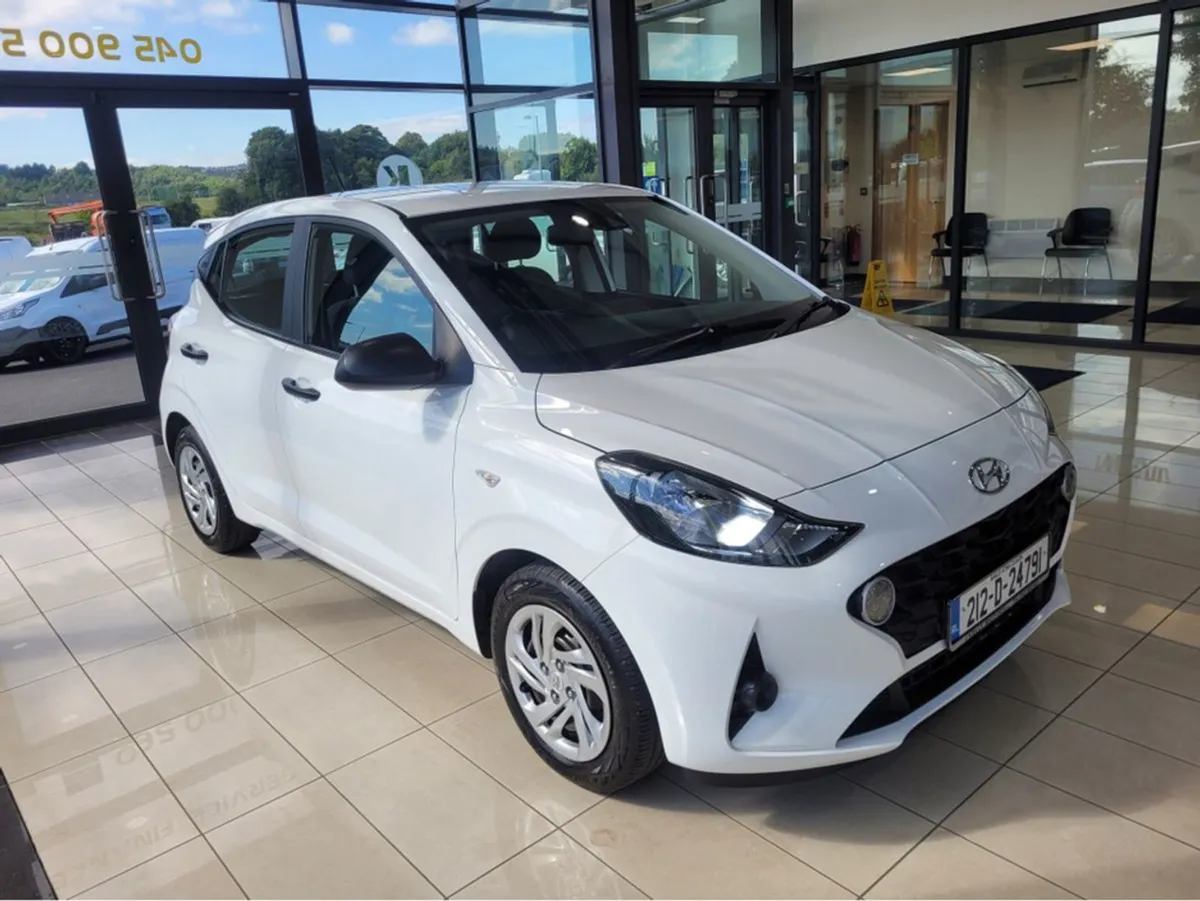 Hyundai i10 Classic 5DR - Image 2