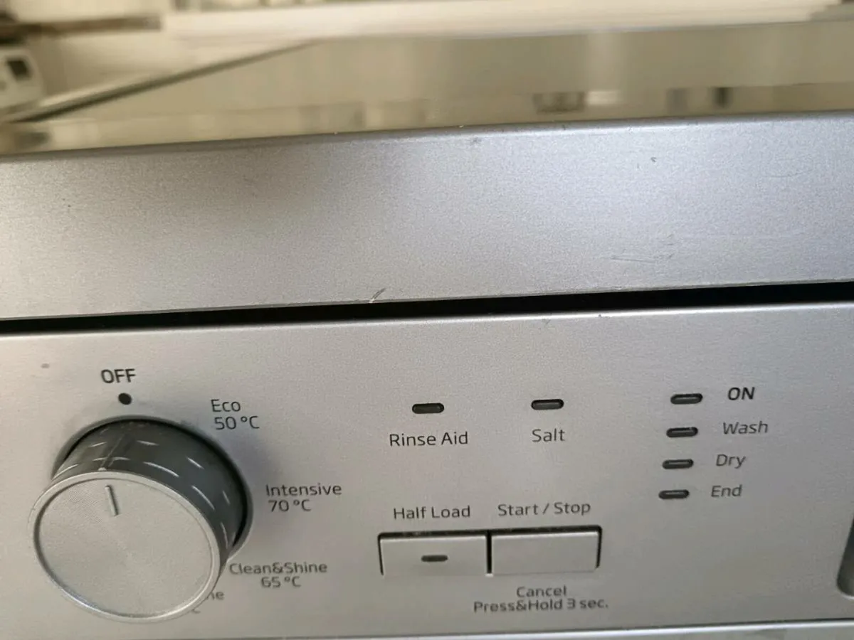 Dishwasher - Image 3