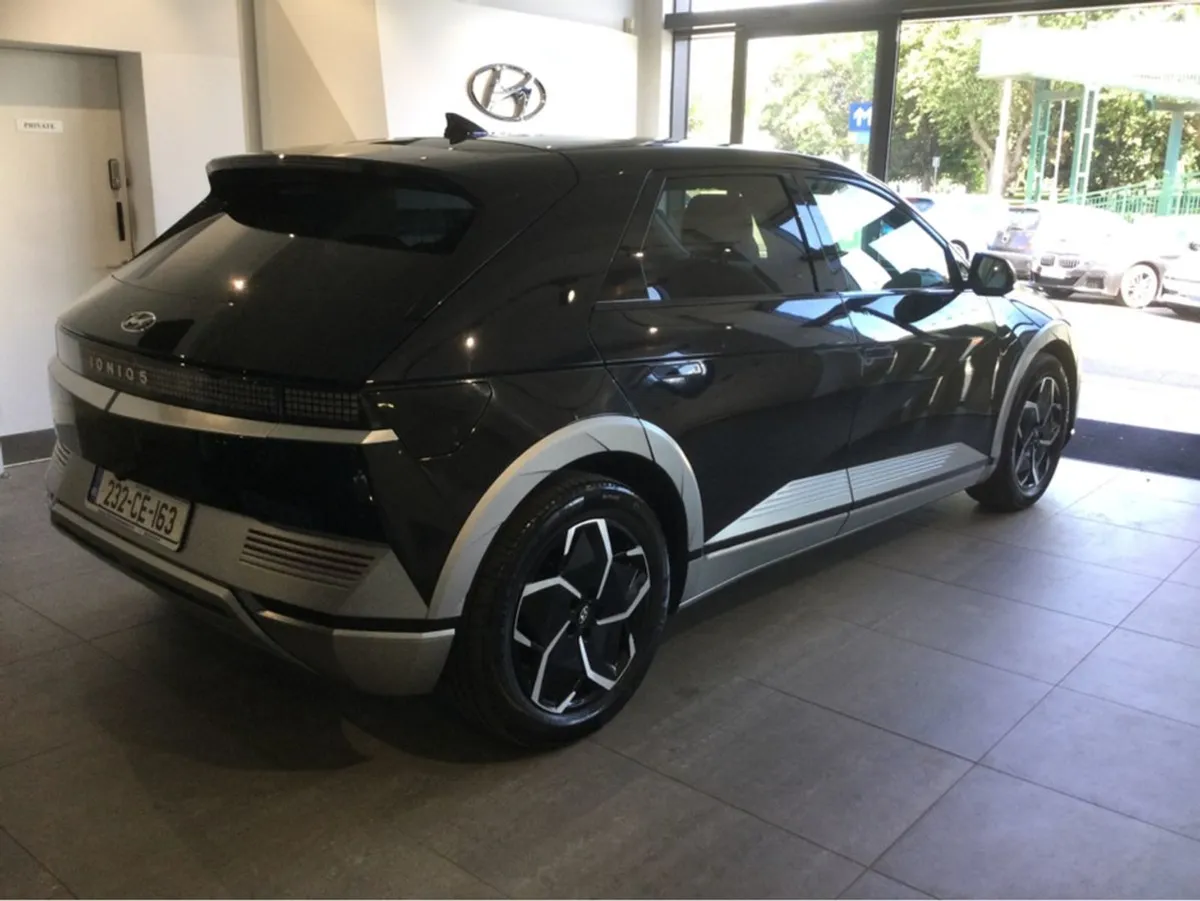 Hyundai Ioniq 5 Premium LE 77kw Long Range Battery - Image 2