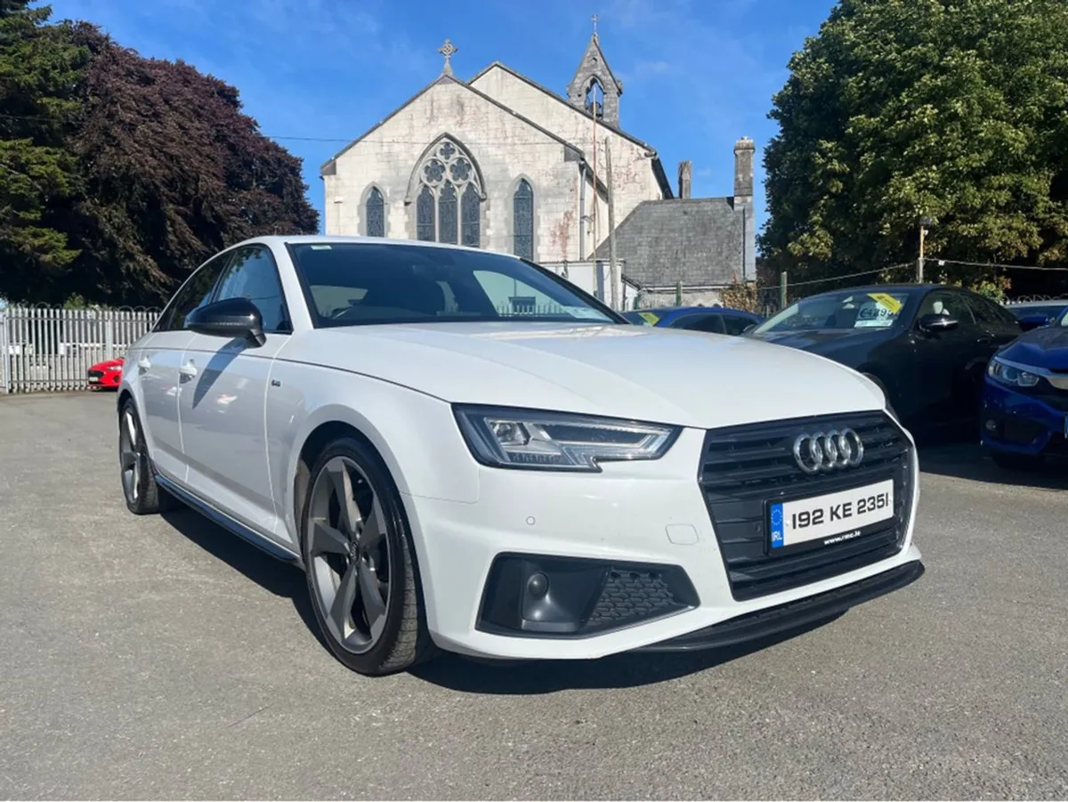 Audi A4 2.0 TDI Black Edition 40 190PS 4 - Image 4