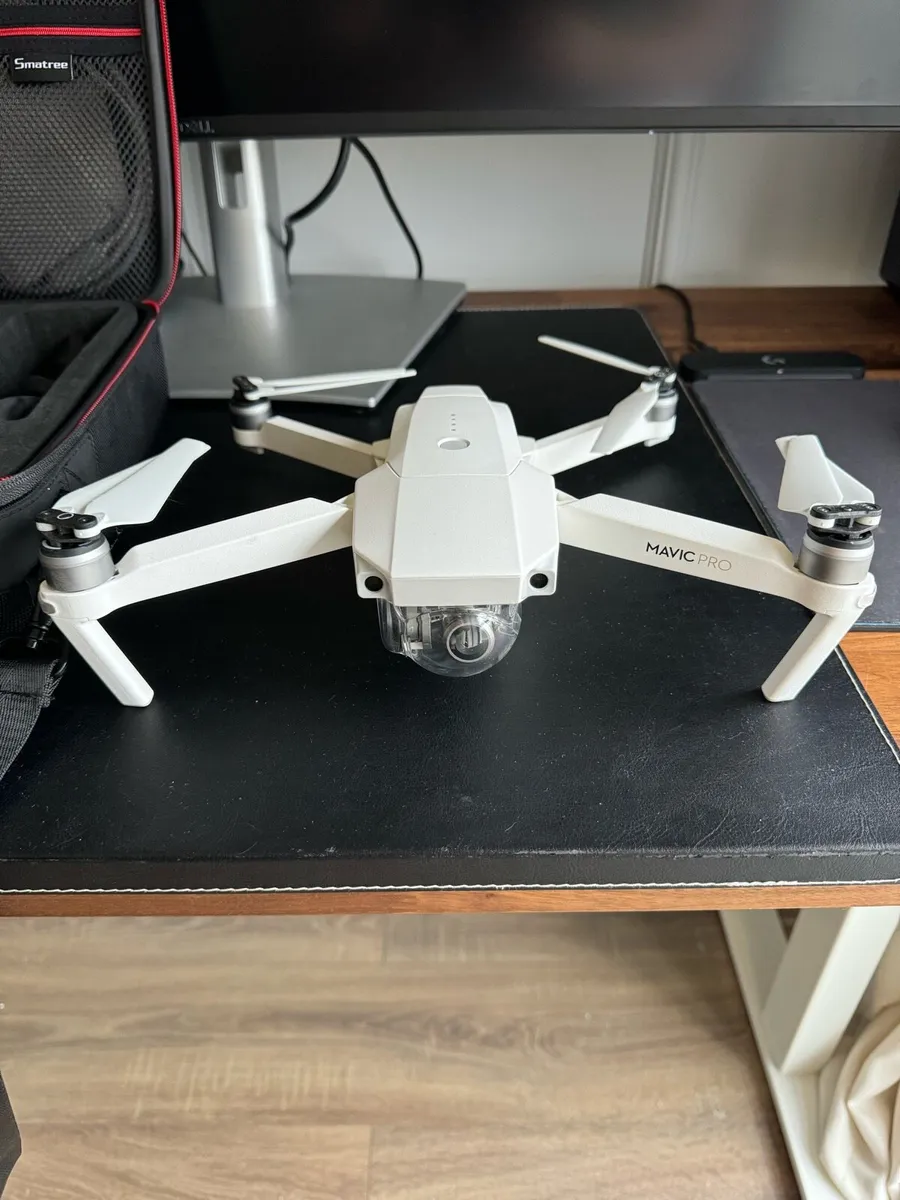DJI Mavic Pro & Goggles - Image 2