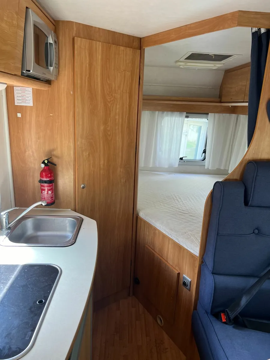 RIMOR KATAMARANO 2008 6 BERTH - Image 4
