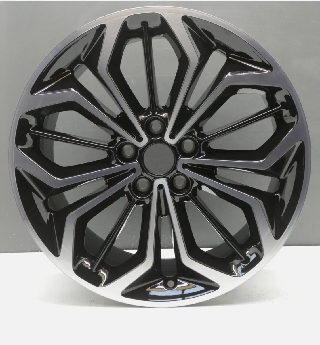 FORD FOCUS MK4 ST LINE 18" ALLOY WHEEL RIM GENUINE - Image 2