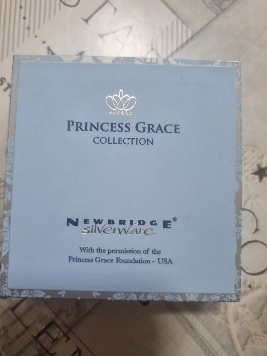 Newbridge Bracelet Grace Kelly Collection - Image 3