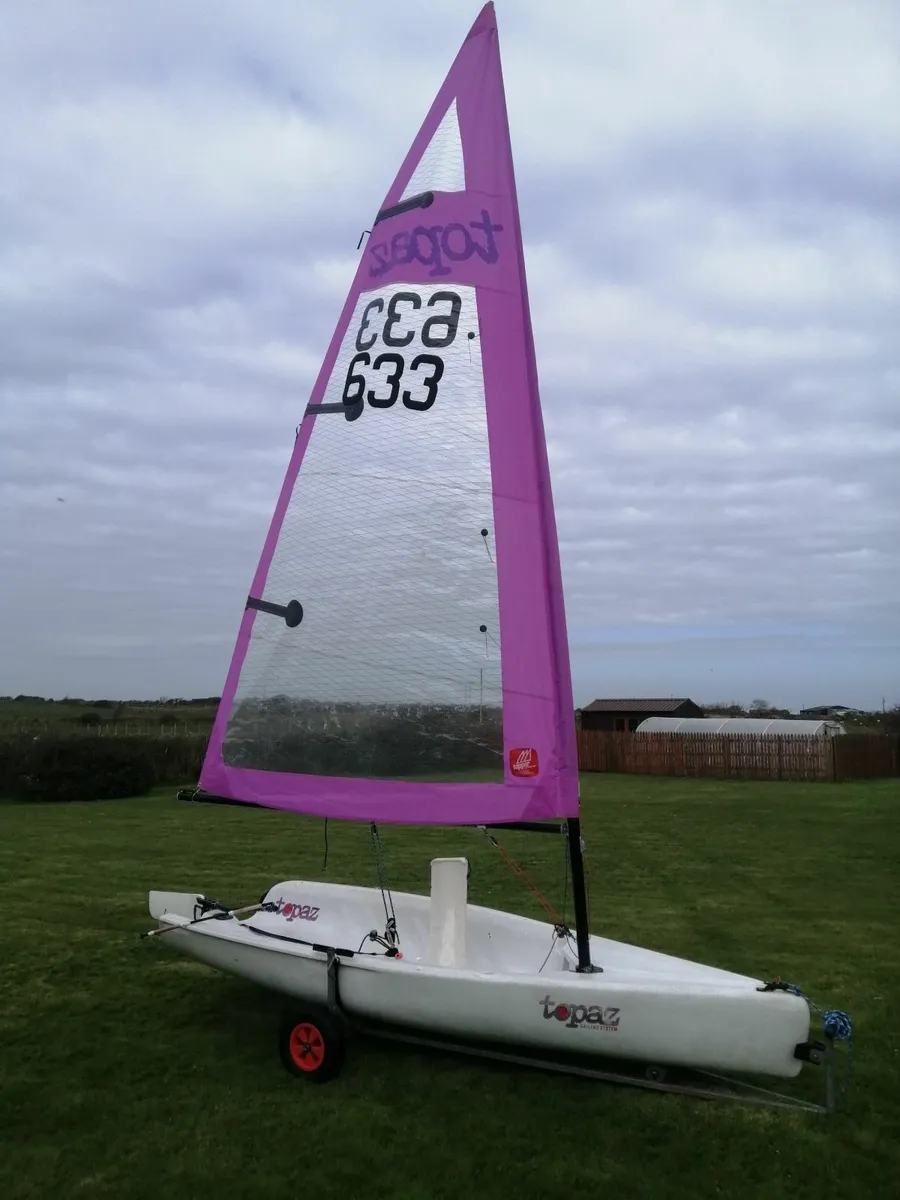 sailing dingy