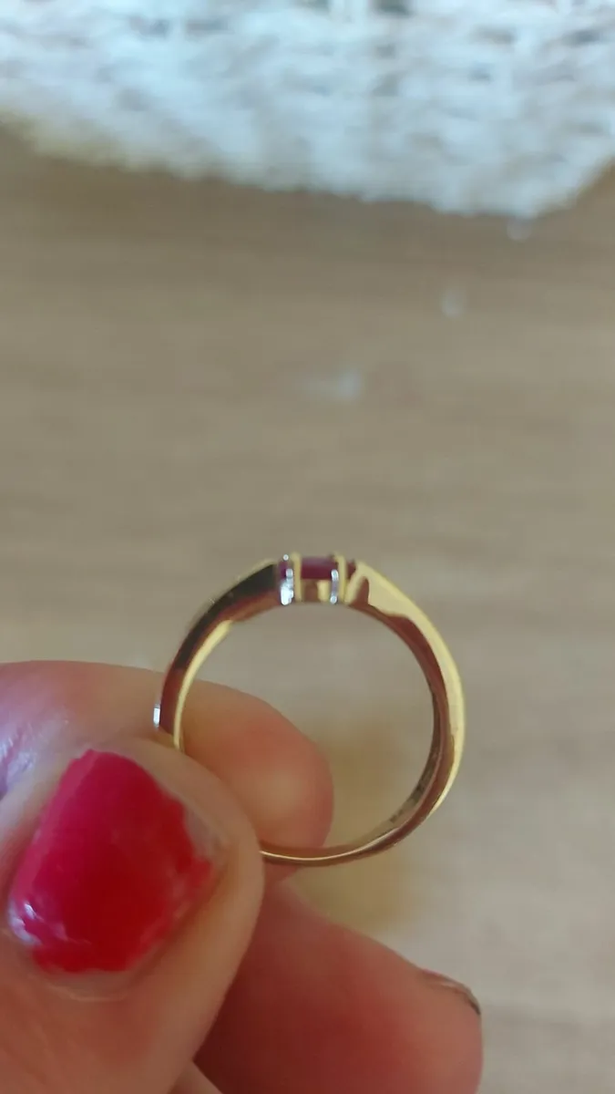 Gold Ring - Image 1