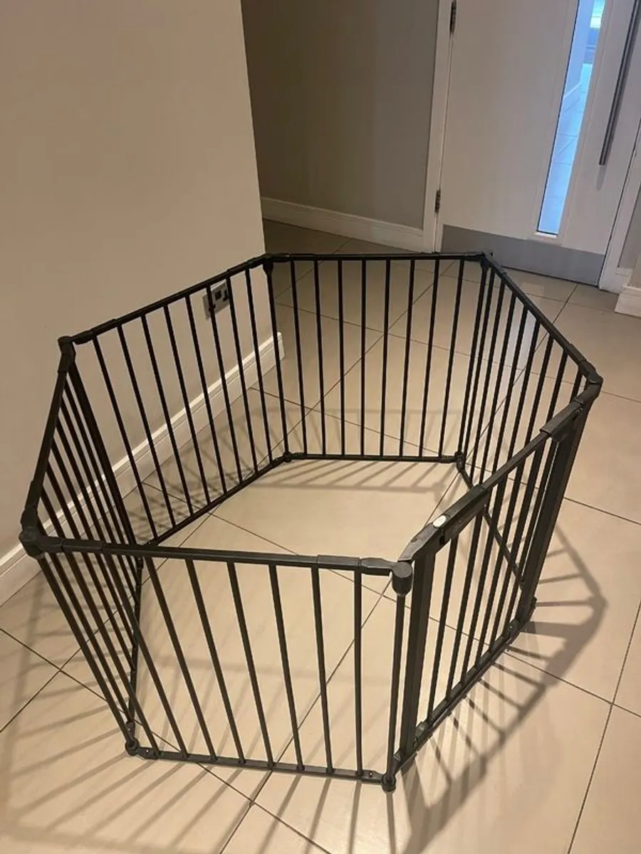 Dreambaby Royale Converta Playpen - Image 1