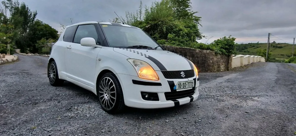 Suzuki Swift - Image 1