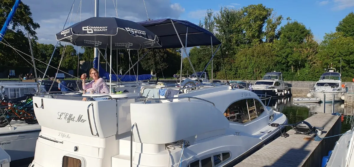 Cabin Cruiser 35Ft - Image 1